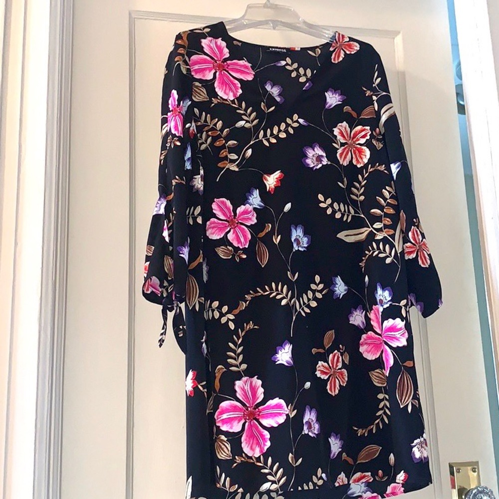 Express long sleeve tie dress